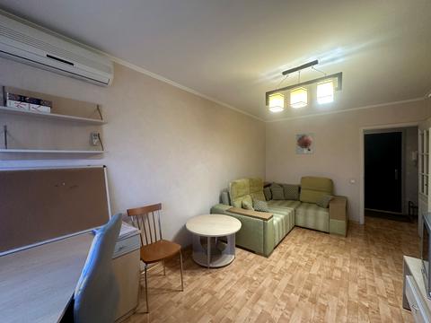 квартира за адресою Володимира Івасюка просп. (Героїв Сталінграду), 25