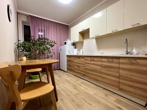 квартира за адресою Рональда Рейгана вул., 36
