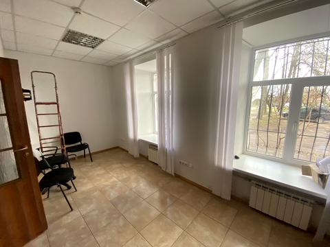 комерційна за адресою Троїцька вул. (Дзержинського), 26