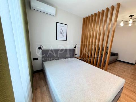 квартира за адресою Дніпровська набережна вул., 18-Б