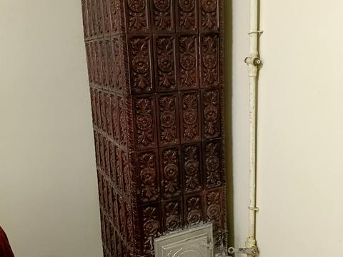 комерційна за адресою Ярослава Мудрого вул., 22