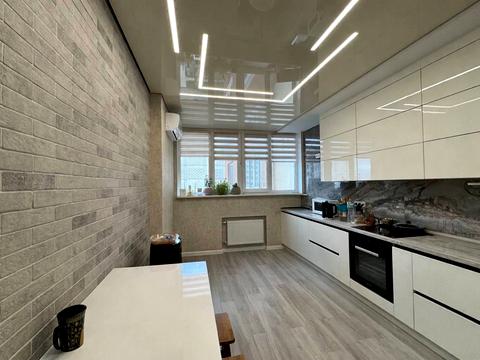 квартира за адресою Захисників України вул. (1-го Травня), 42-Б