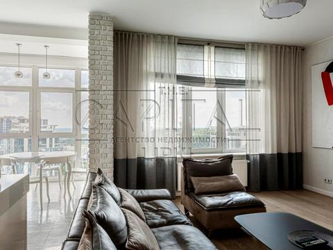 квартира за адресою Андрія Верхогляда вул. (Михайла Драгомирова), 9