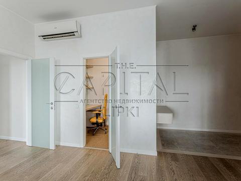 квартира за адресою Андрія Верхогляда вул. (Михайла Драгомирова), 9