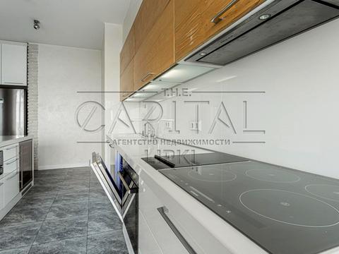 квартира за адресою Андрія Верхогляда вул. (Михайла Драгомирова), 9