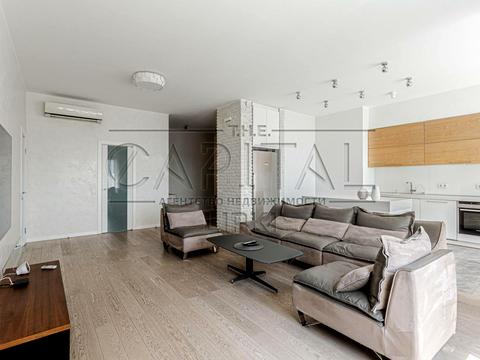 квартира за адресою Андрія Верхогляда вул. (Михайла Драгомирова), 9