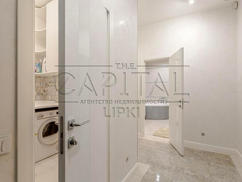 квартира за адресою Андрія Верхогляда вул. (Михайла Драгомирова), 9