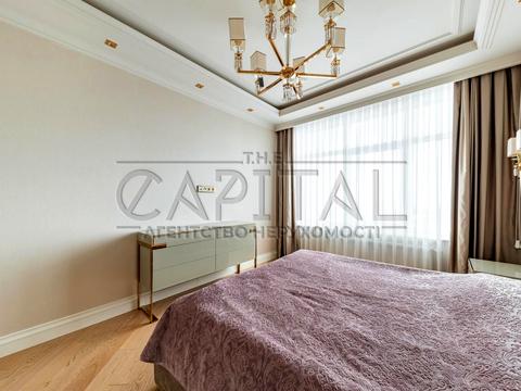 квартира по адресу Андрея Верхогляда ул. (Михайла Драгомирова), 17