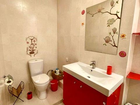 квартира за адресою Дніпровська набережна вул., 19-А