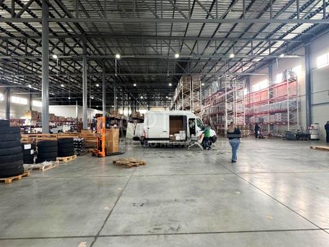 комерційна за адресою Єдності вул., 4