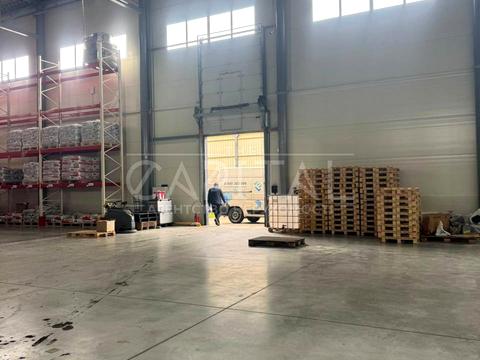 комерційна за адресою Єдності вул., 4