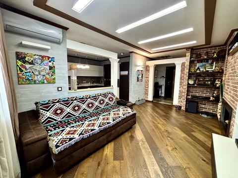 квартира за адресою Миколи Бажана просп., 8-Б