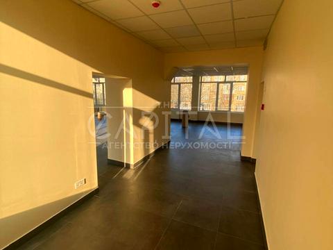 коммерческая по адресу Павла Вирского бульв. (Саратовская), 39