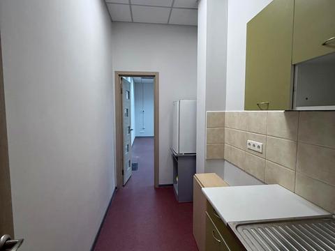 комерційна за адресою Полтавська вул., 10