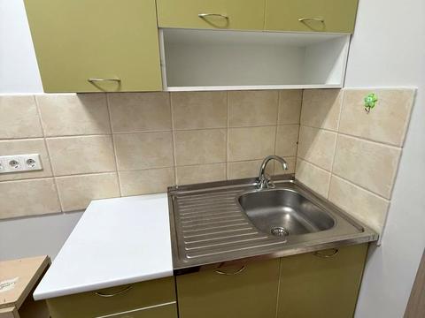 комерційна за адресою Полтавська вул., 10