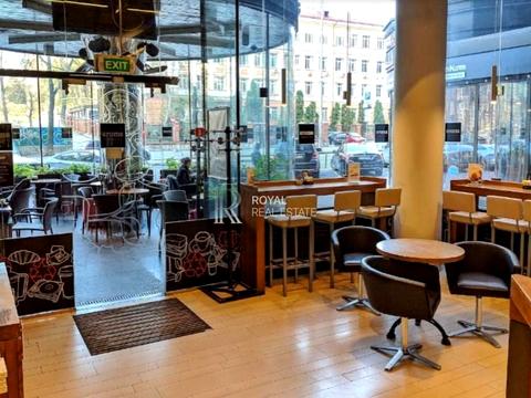 коммерческая по адресу Жилянская ул., 75