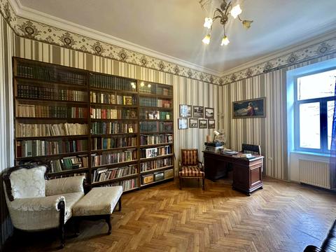 квартира по адресу Верхратского ул., 15