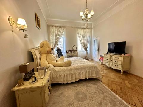 квартира по адресу Верхратского ул., 15