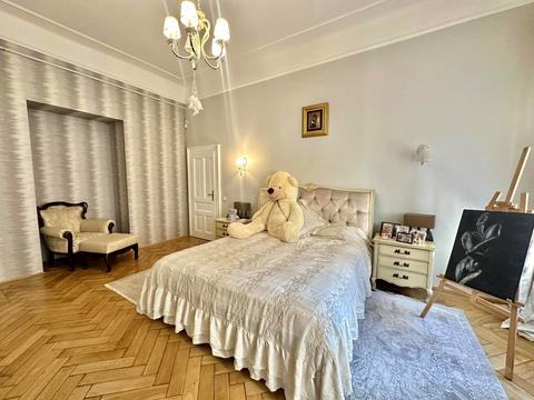 квартира по адресу Верхратского ул., 15