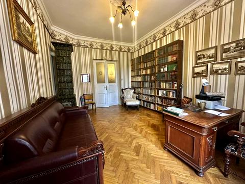 квартира по адресу Верхратского ул., 15