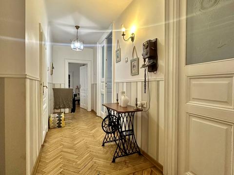 квартира по адресу Верхратского ул., 15