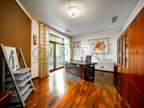 будинок за адресою Лісова вул.