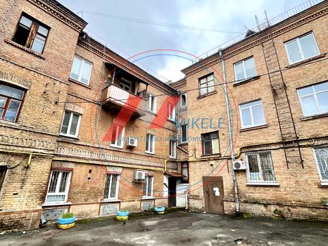 квартира по адресу Брюллова ул., 1
