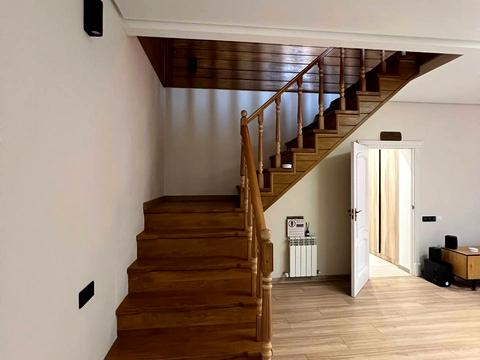 дом по адресу Житній Ринок пл., 4