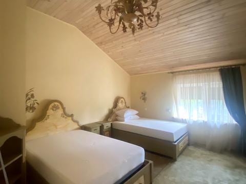 дом по адресу Старокиевская ул.