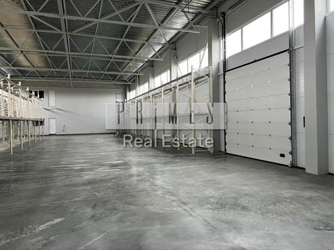 коммерческая по адресу Паркова вул., 1