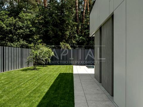 дом по адресу Плютовская ул.