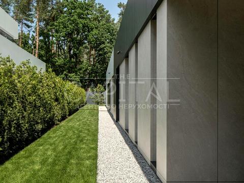 дом по адресу Плютовская ул.