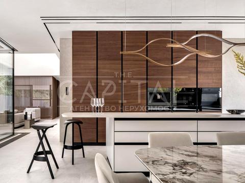 дом по адресу Плютовская ул.