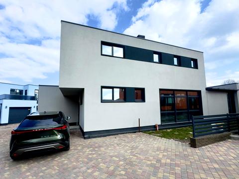 будинок за адресою Київська вул.