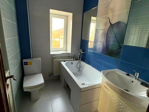 дом по адресу вулиця Липова, 14а