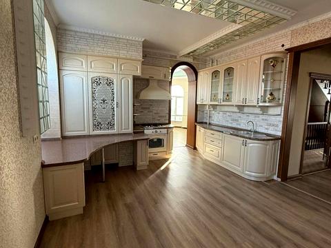 дом по адресу вулиця Липова, 14а