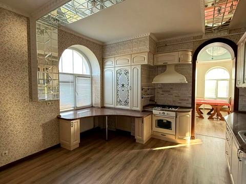 дом по адресу вулиця Липова, 14а