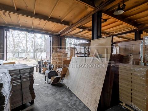 коммерческая по адресу Лесі Українки ул. (Генерала Небогатова), 7