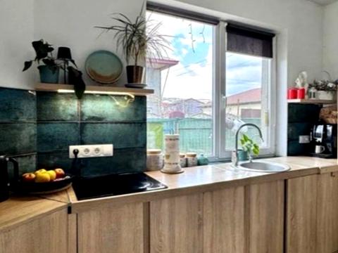 будинок за адресою Мистецька вул. (Жовтнева)