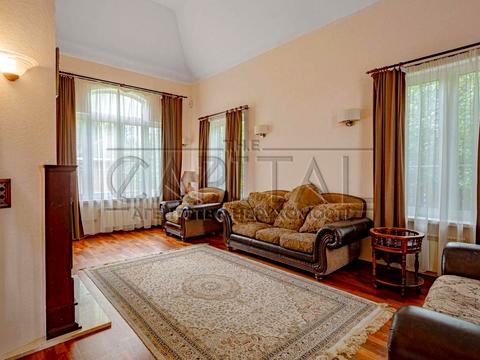 будинок за адресою Лугова вул.