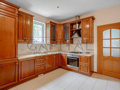 будинок за адресою Лугова вул.