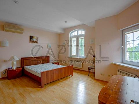 будинок за адресою Лугова вул.