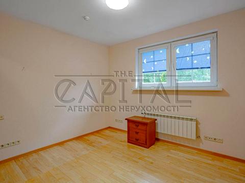 будинок за адресою Лугова вул.