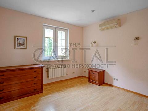 будинок за адресою Лугова вул.