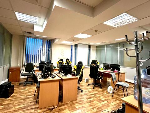 коммерческая по адресу Николая Михновского бульв. (Дружбы народов), 38