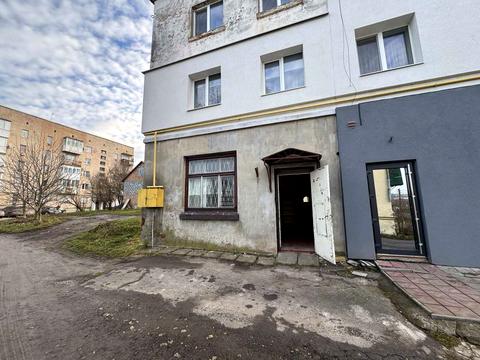 комерційна за адресою Грушевського вул., 10