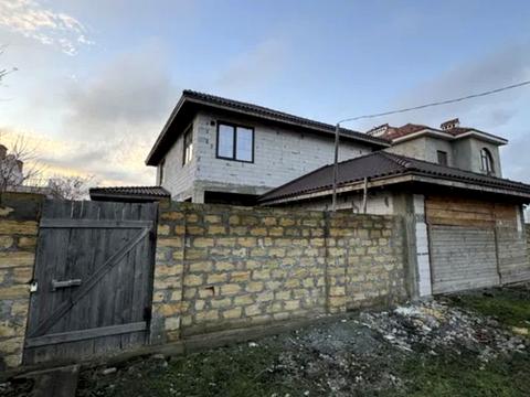 будинок за адресою Полковника Гуляєва просп. (Маршала Жукова)
