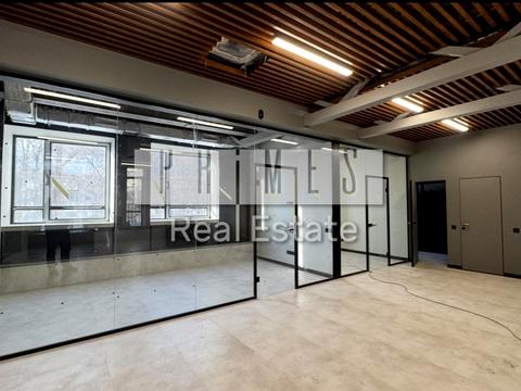 комерційна за адресою Болсуновська вул. (Сергія Струтинського), 2