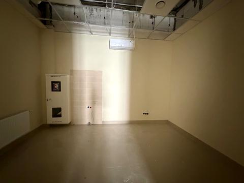 коммерческая по адресу Полковника Гуляева просп. (Маршала Жукова), 111