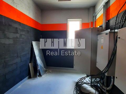 комерційна за адресою Василя Макуха вул. (Івана Шевцова), 1